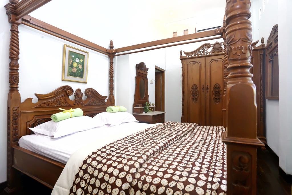 Griya Kedasih Guesthouse Yogyakarta Exteriör bild